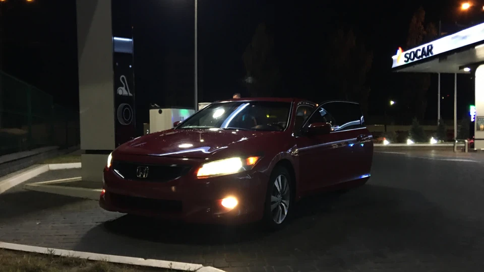 Honda Accord Coupe 2