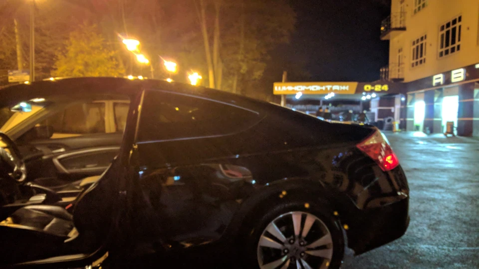 Honda Accord Coupe 4