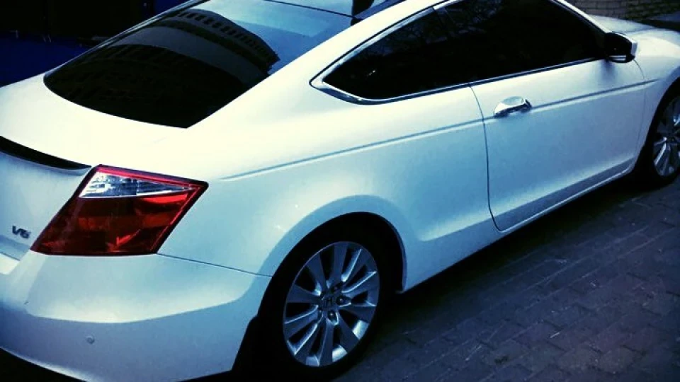 Honda Accord Coupe 3
