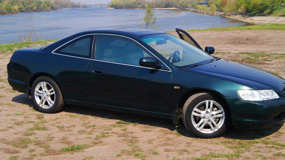 Honda Accord Coupe 2