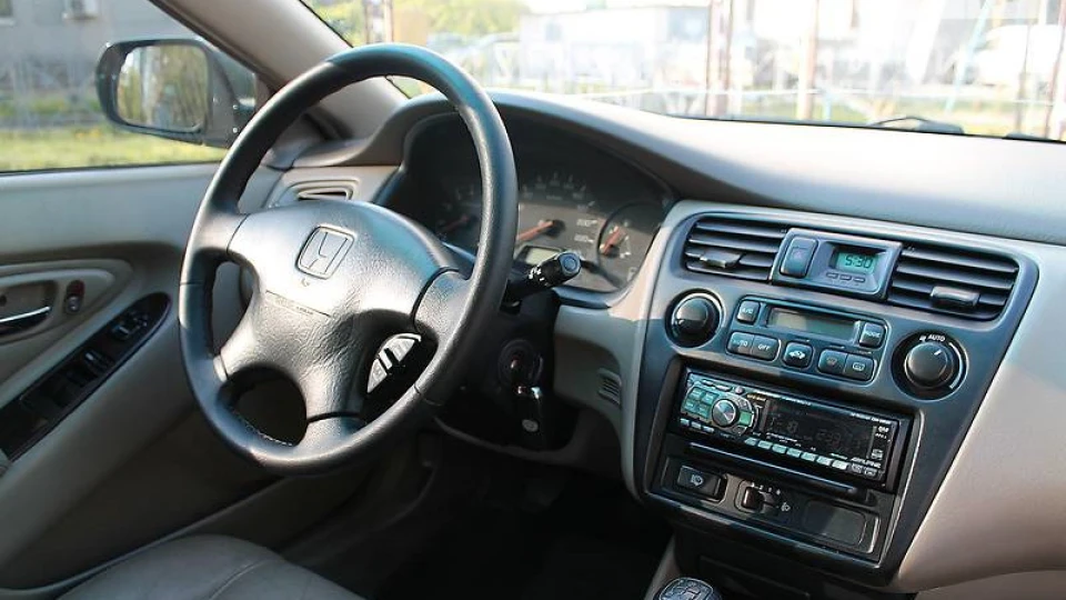 Honda Accord Coupe 5