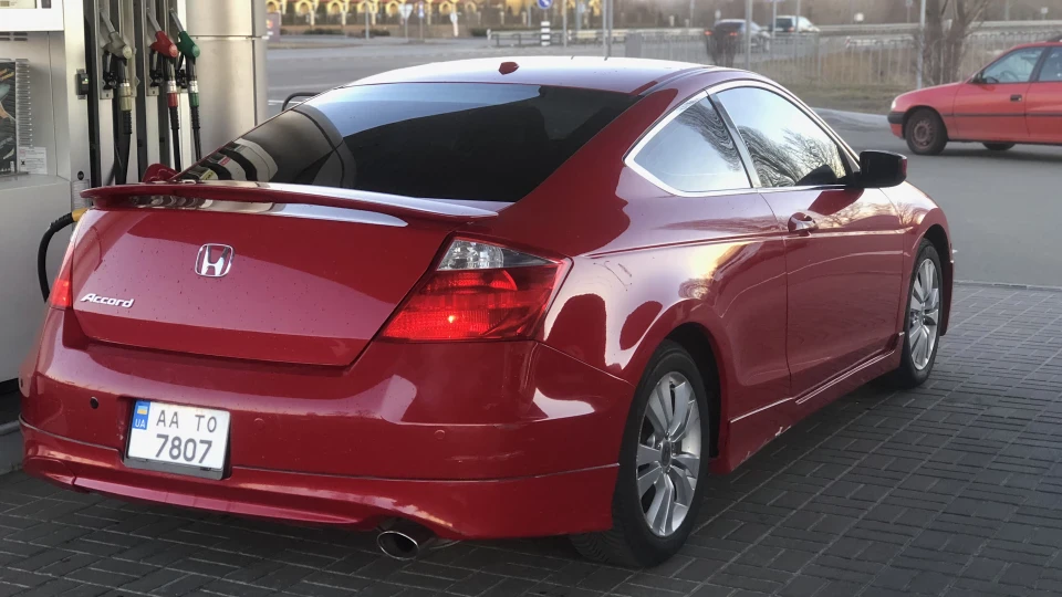 Honda Accord Coupe 2