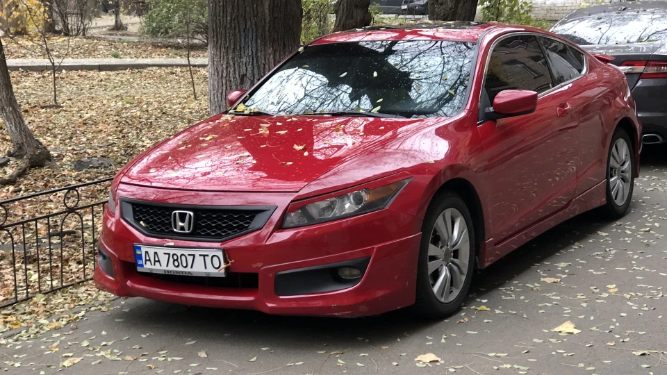 Honda Accord Coupe 4
