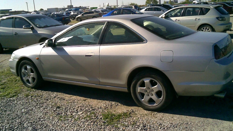 Honda Accord Coupe 2