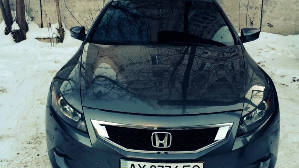 Honda Accord Coupe 4