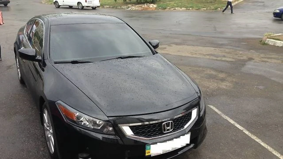 Honda Accord Coupe 3