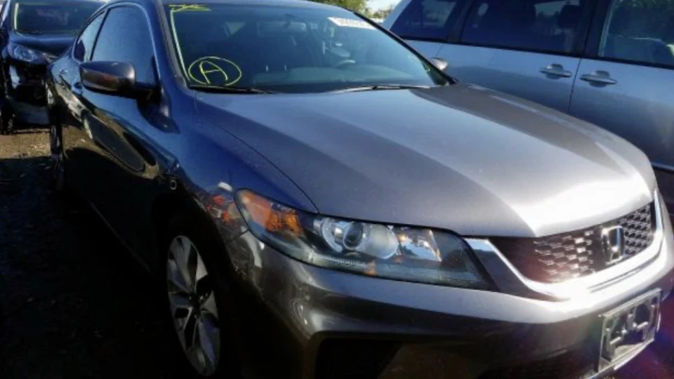 Honda Accord Coupe 2