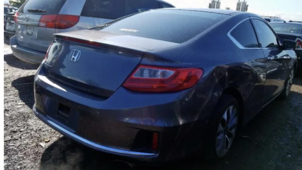 Honda Accord Coupe 3