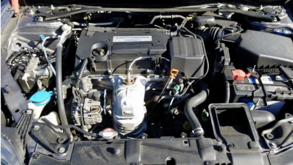 Honda Accord Coupe 4