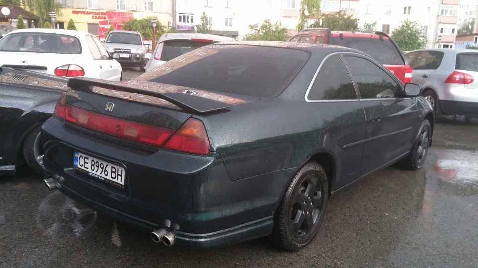 Honda Accord Coupe 2