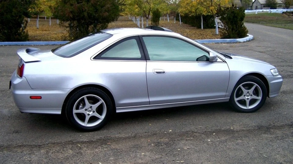 Honda Accord Coupe 2,3 Vtek 160 сил 2