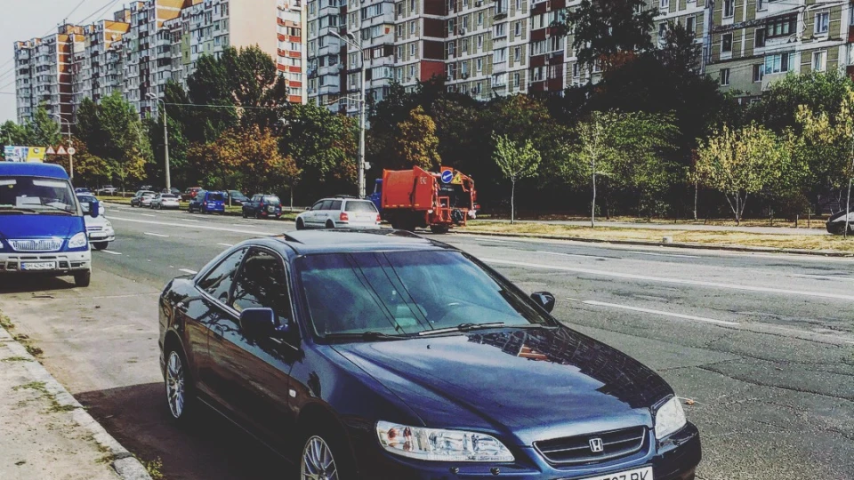 Honda Accord Coupe 3.0 V6 4