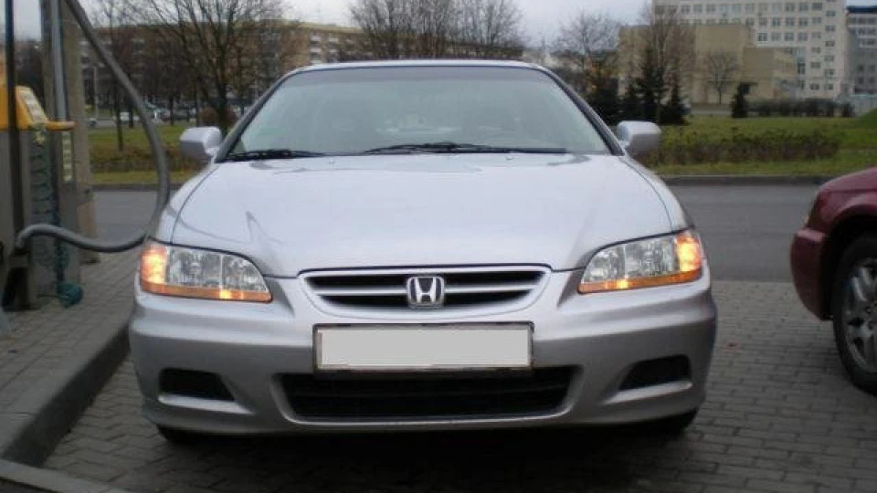 Honda Accord Coupe 3.0 Vtec Silver 2