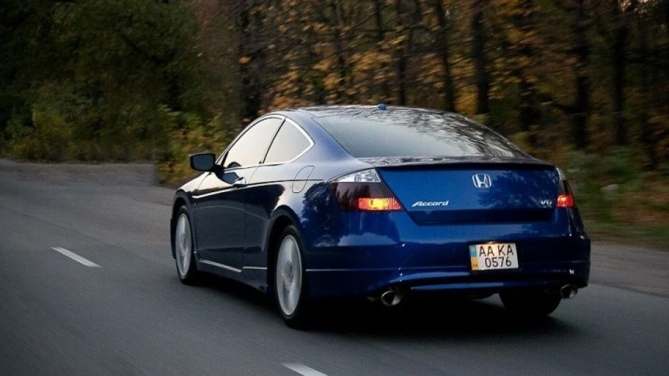 Honda Accord Coupe 3.5^_^QП 4