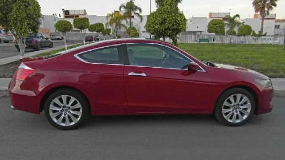 Honda Accord Coupe Зухвала 3