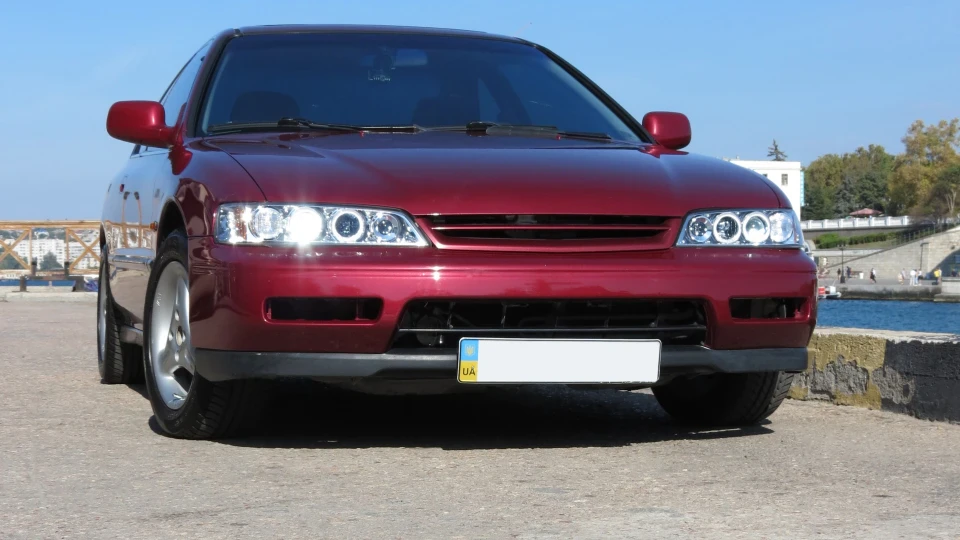 Honda Accord Coupe Еlusive 3