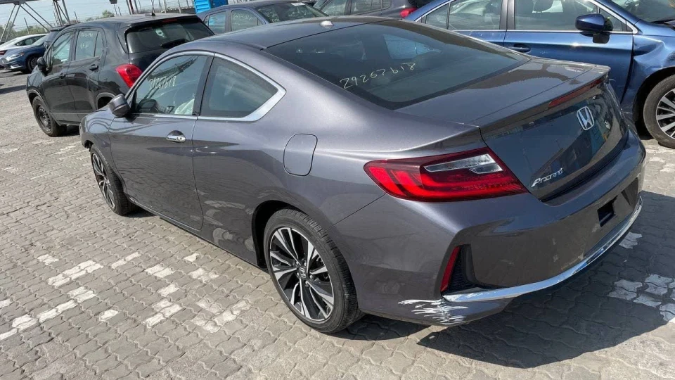 Honda Accord Coupe EX-L CVT 2