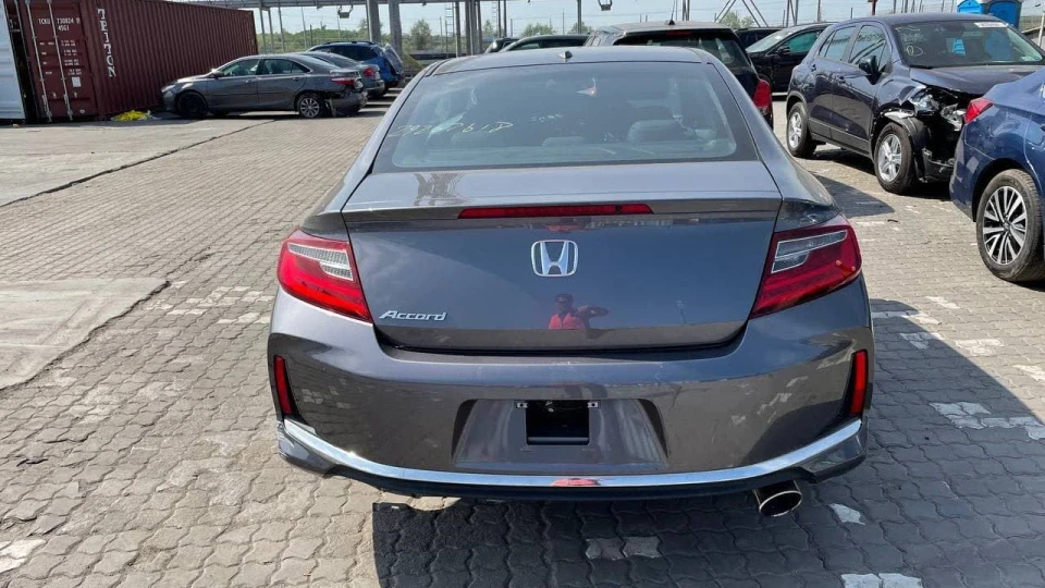 Honda Accord Coupe EX-L CVT 5