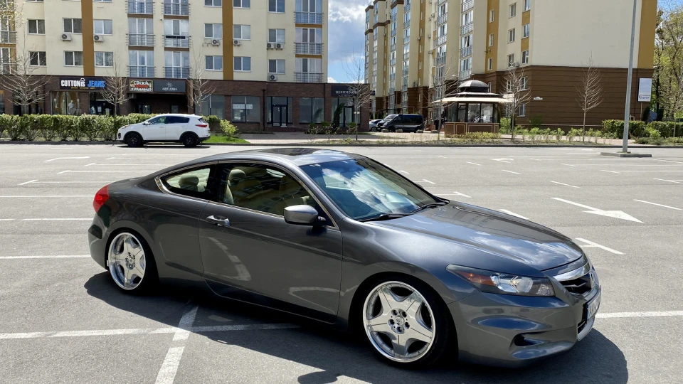 Honda Accord Coupe Лінива пантера 2