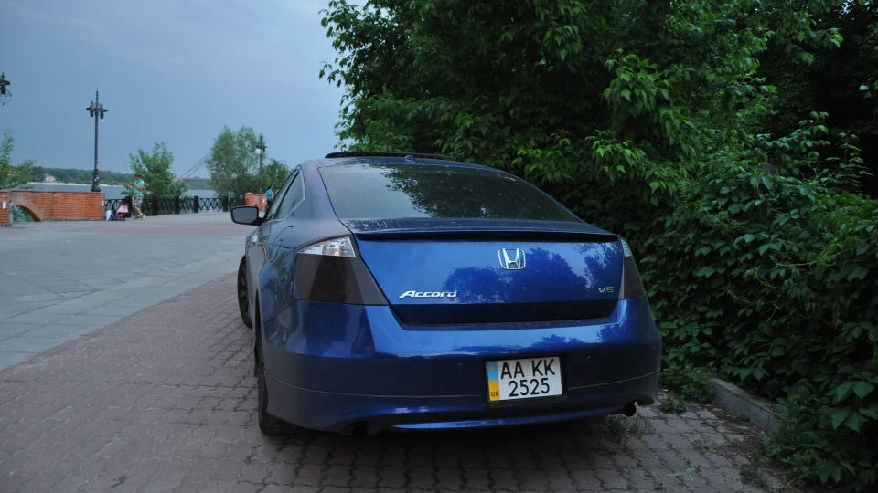 Honda Accord Coupe Still Night Pearl 3,5 V6 3