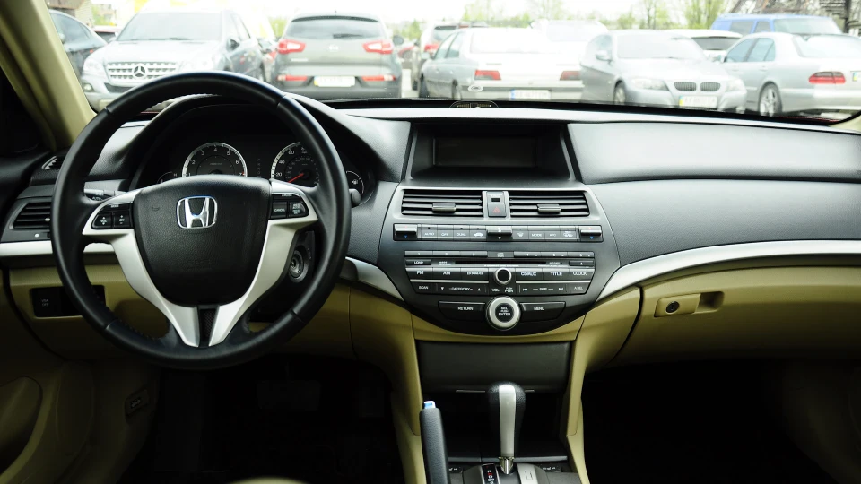 Honda Accord Coupe V6 San Marino Red 4