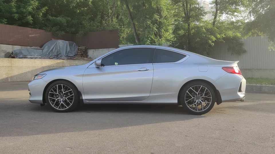 Honda Accord Coupe V6 Touring 5