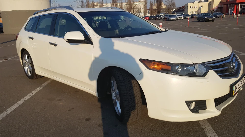 Honda Accord Wagon Білий пароплав 2