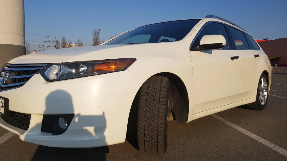 Honda Accord Wagon Білий пароплав 4
