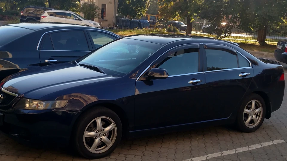 Honda Accord 4