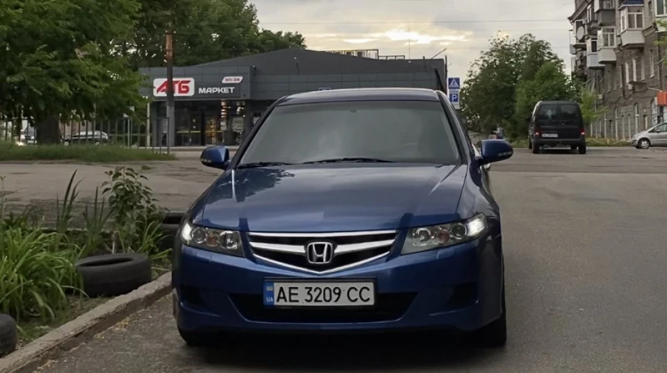Honda Accord 4