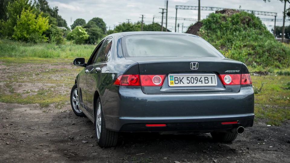 Honda Accord 4