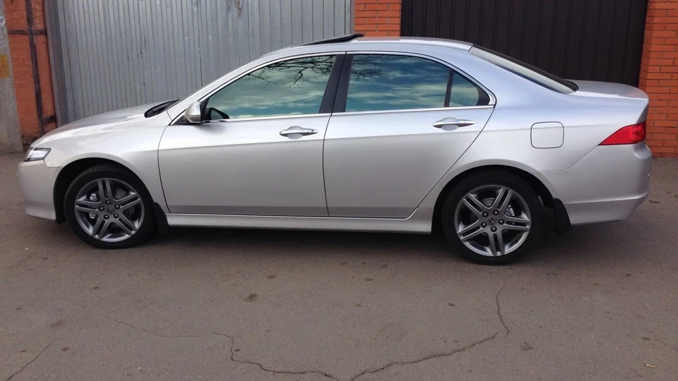 Honda Accord 2.0 Executive 3