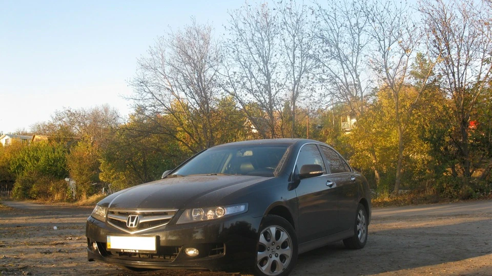 Honda Accord 2,0 executive 2
