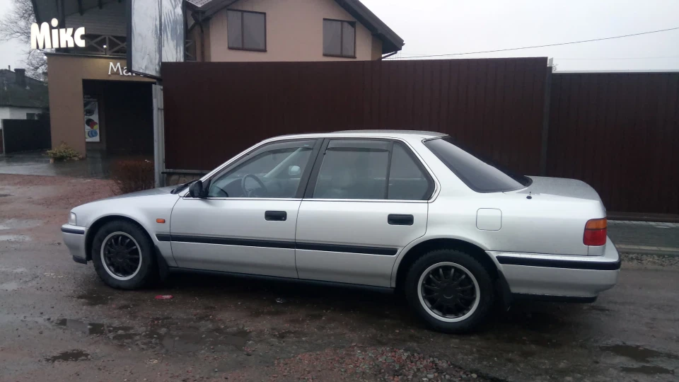 Honda Accord 2.0i Юність 2