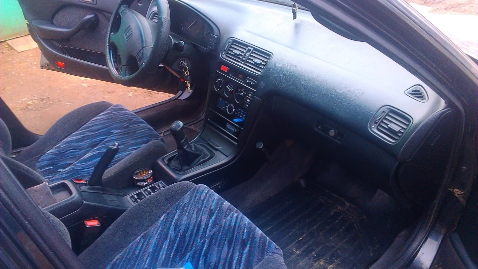 Honda Accord 2,3 3