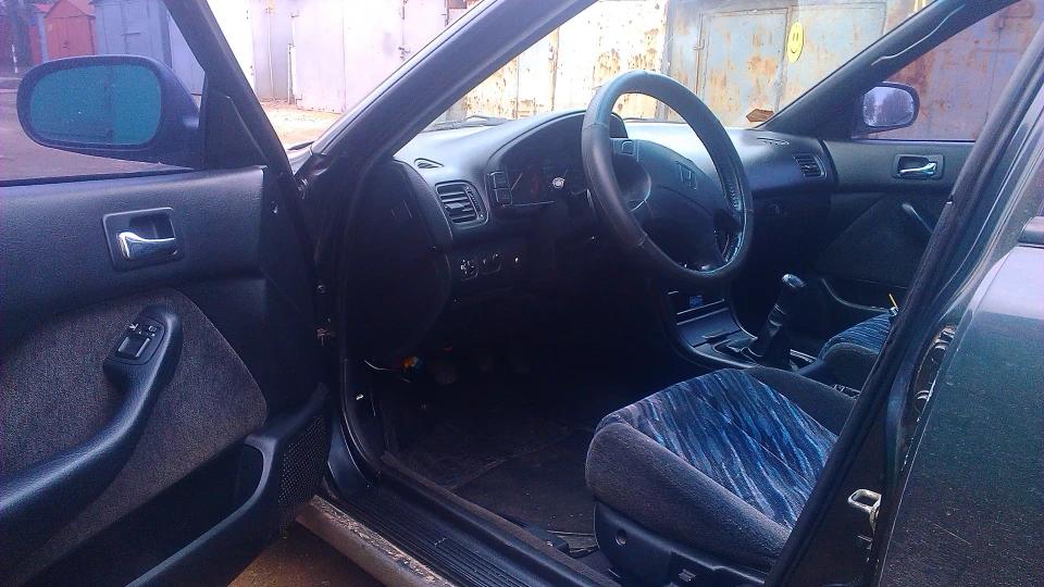 Honda Accord 2,3 4