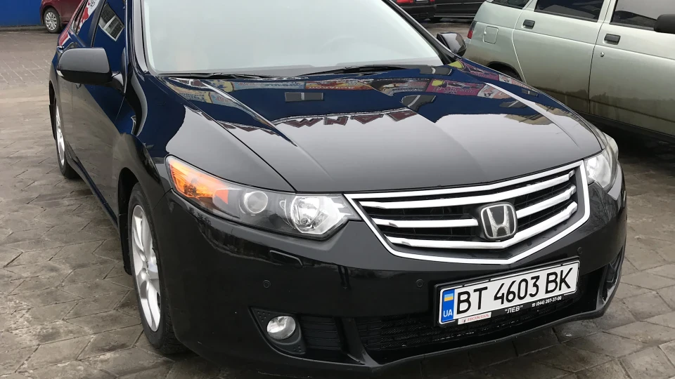 Honda Accord 2.4 advanced 3