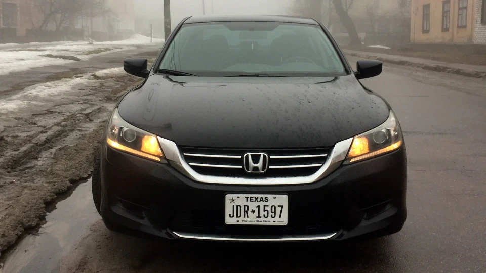 Honda Accord 2.4 black 4