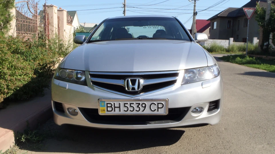 Honda Accord 2.4 EXE Restyle 3