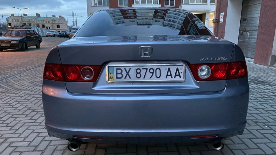 Honda Accord 2.4 EXE 5