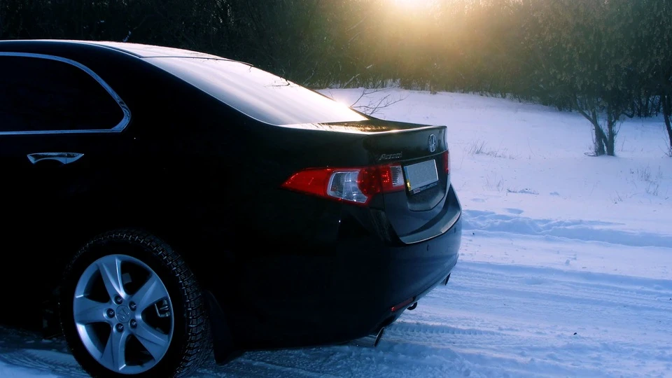 Honda Accord 2,4 Executive Black 3