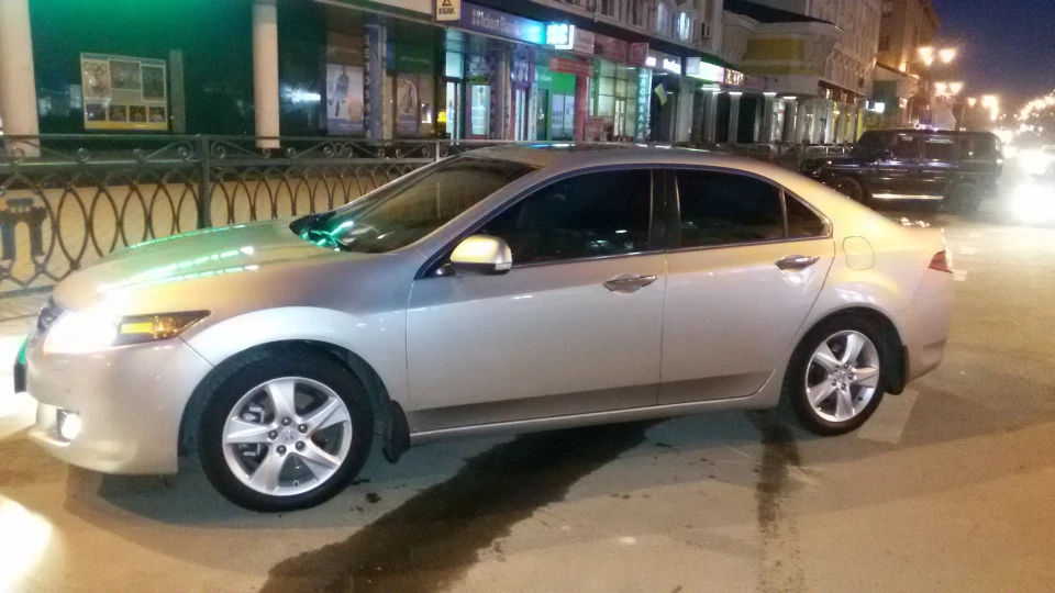 Honda Accord 2,4 EXECUTIVE