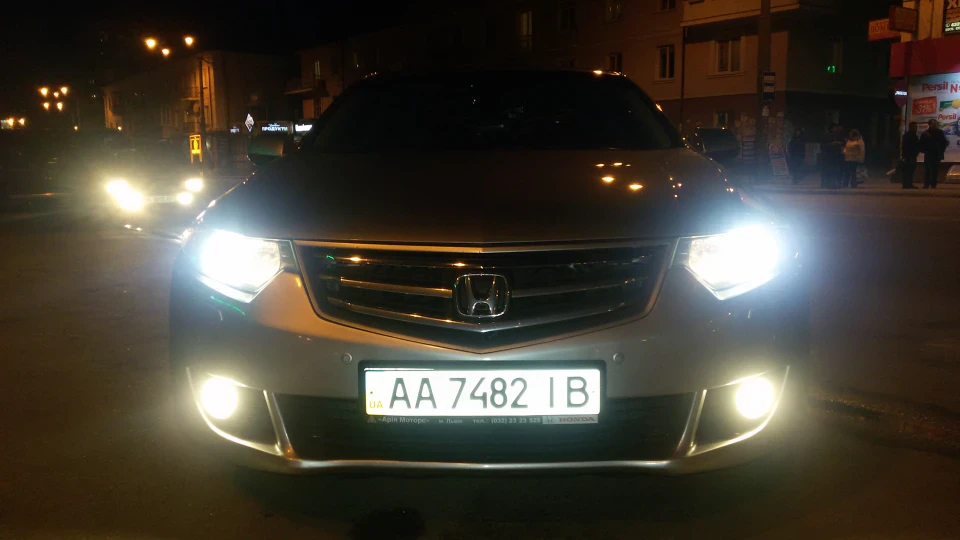 Honda Accord 2,4 EXECUTIVE 2