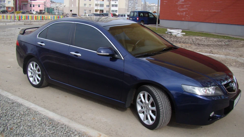 Honda Accord 2,4 Executive 3