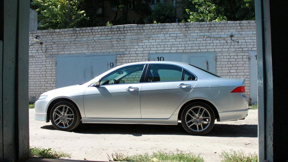 Honda Accord 2.4AT Type-S silverarrow 5