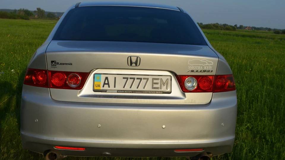 Honda Accord 2.4EXE 2