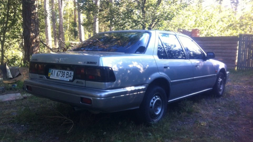 Honda Accord 3 survived) 2