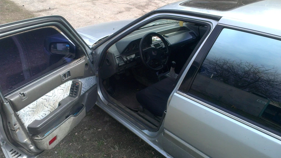 Honda Accord 3 survived) 4
