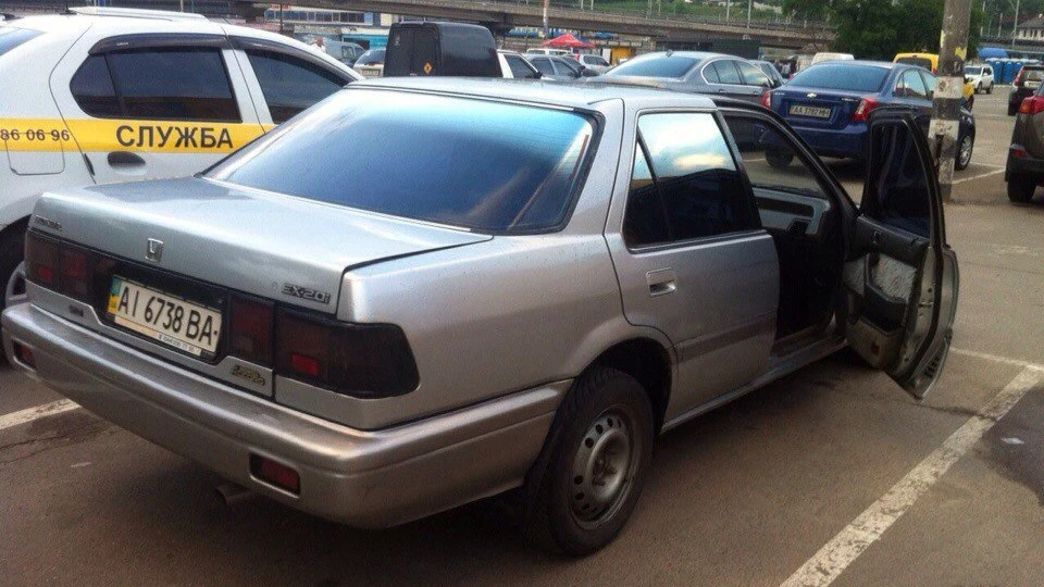 Honda Accord 3 survived) 5