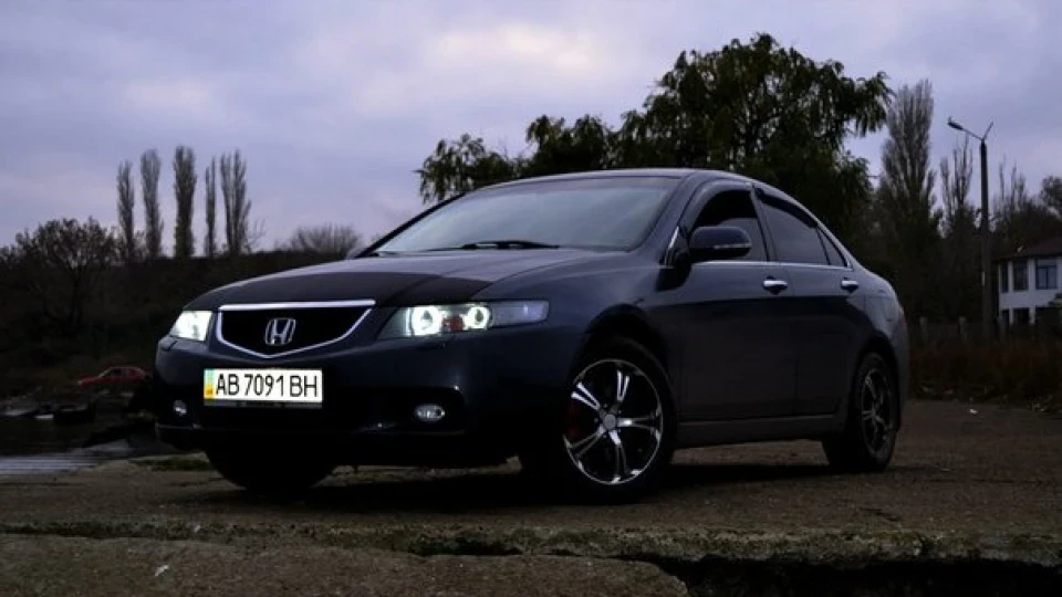 Honda Accord асфальт 2